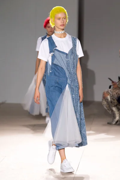 Look 8